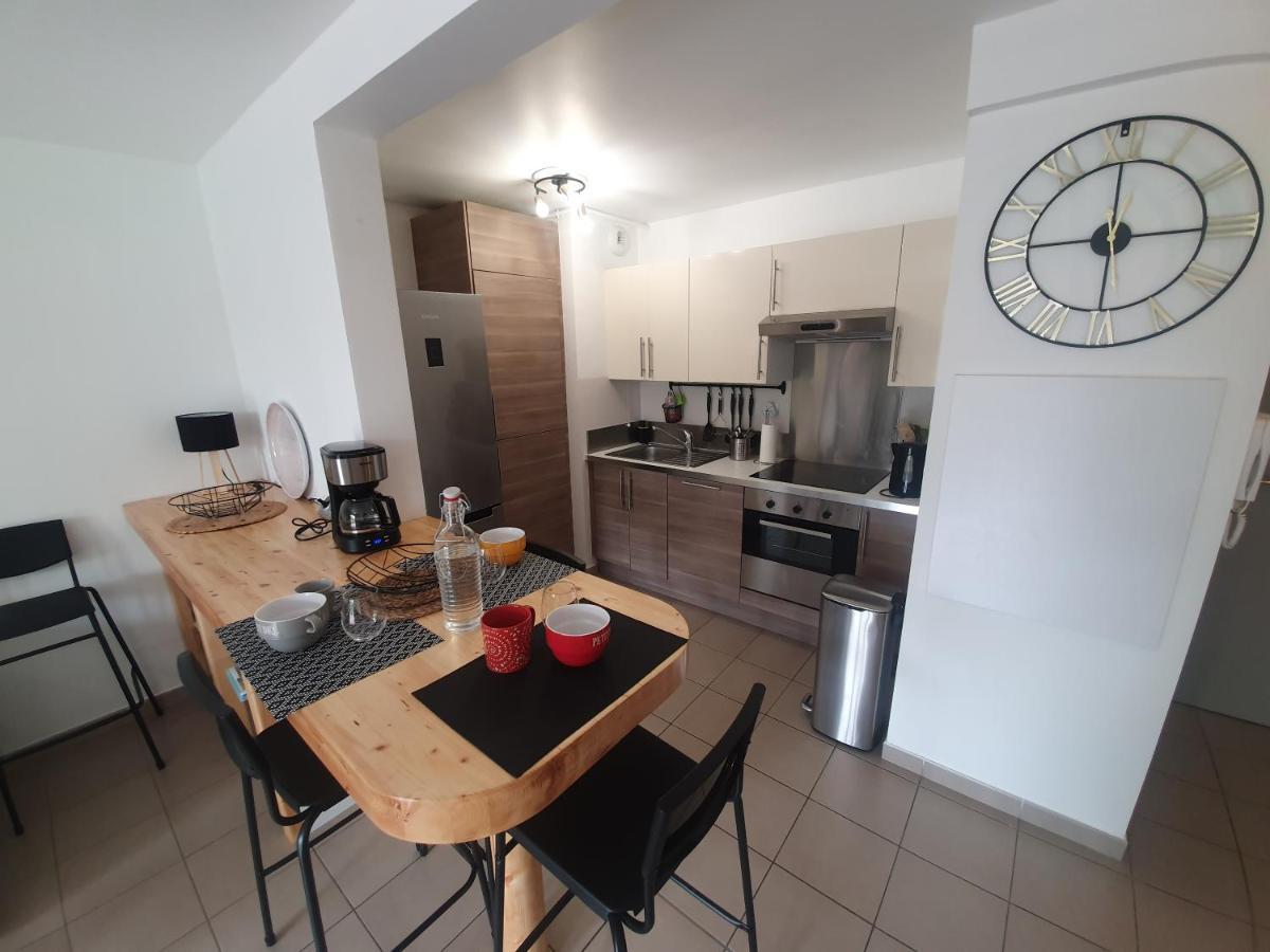 T3 Le Lou-Piscine & Parking - 5Min Des Thermes Greoux-les-Bains Luaran gambar