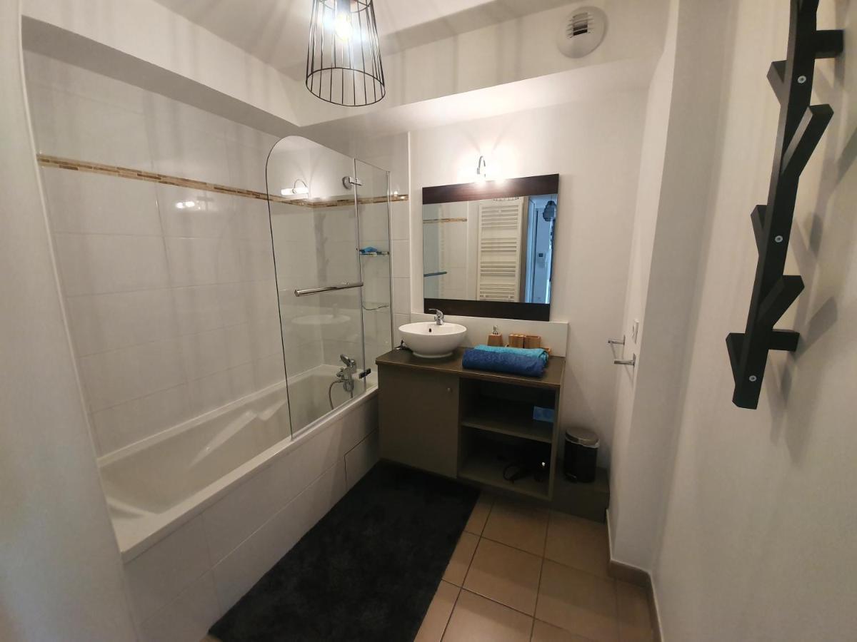 T3 Le Lou-Piscine & Parking - 5Min Des Thermes Greoux-les-Bains Luaran gambar